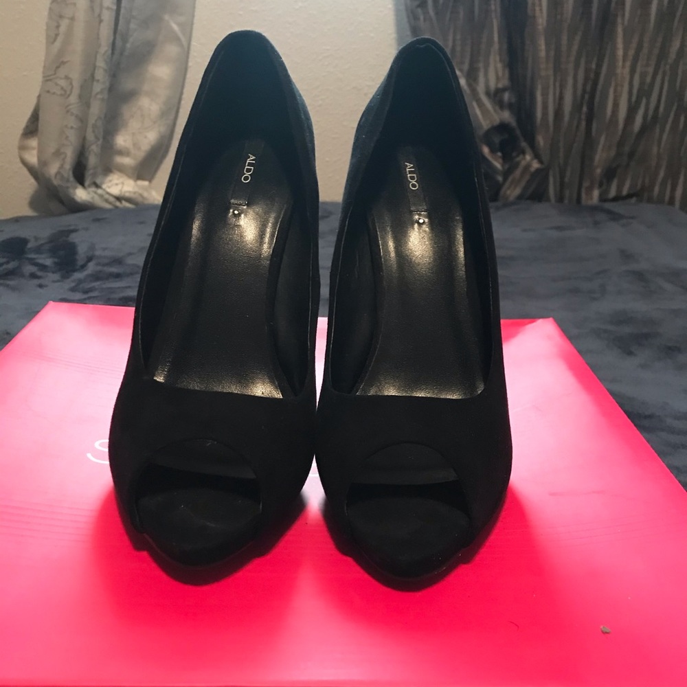 Heels size 8 aldos